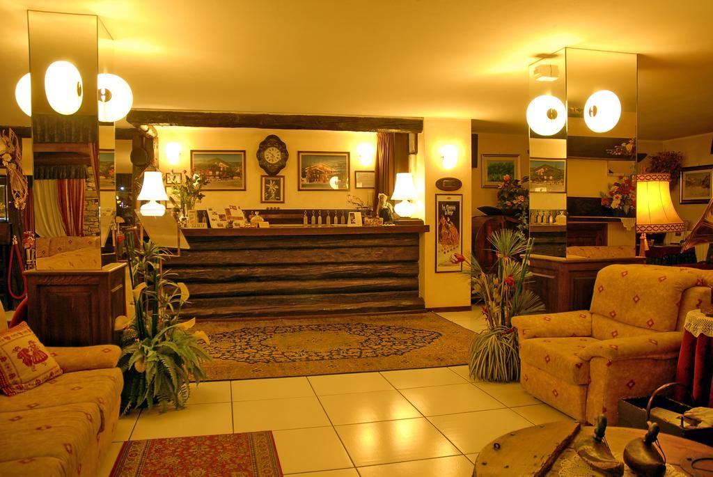 Hotel Edelweiss & Spa Чезана-Торинезе Екстер'єр фото